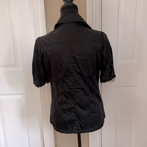 White House Black Market - Picture 2 of 4